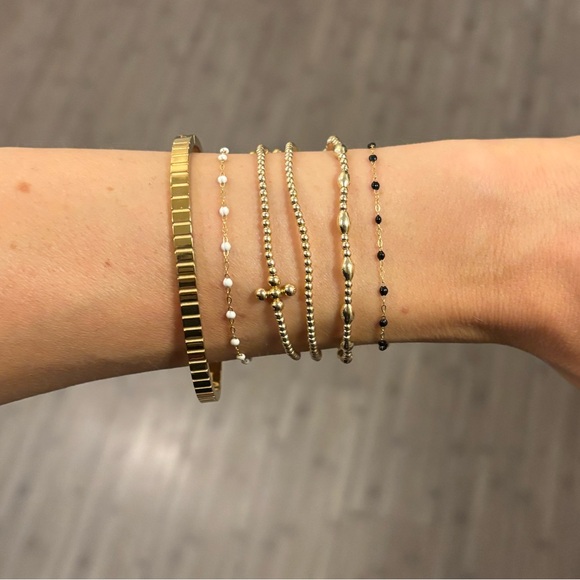 Jewelry - Stainless steel gold ribbed ridged bracelet bangle